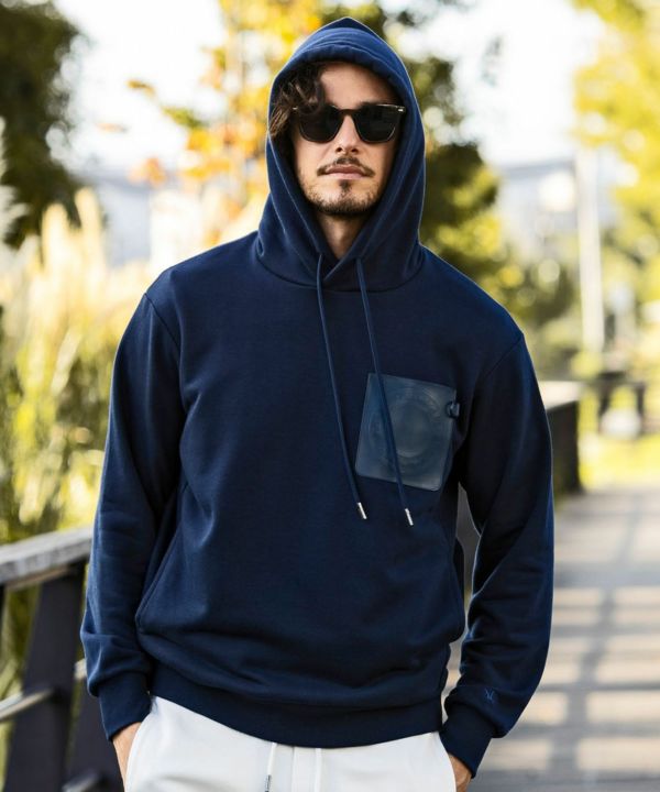 1PIU1UGUALE3 RELAX(ウノピゥウノウグァーレトレ リラックス)エンボス