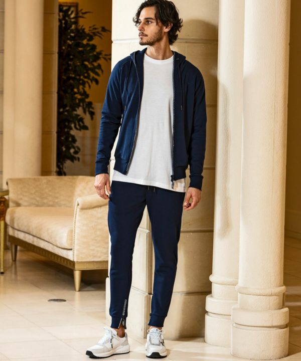 1PIU1UGUALE3 RELAX(ウノピゥウノウグァーレトレ リラックス)ライン