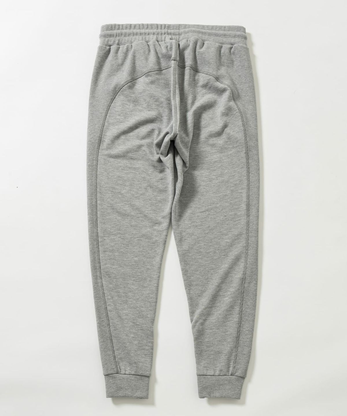 1PIU1UGUALE3 RELAX(ウノピゥウノウグァーレトレ リラックス)ライン