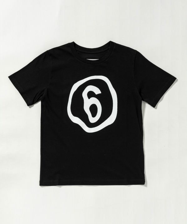 MM6 Maison Margiela　ロゴTシャツ 0400019971860_BLACK?wid=600&