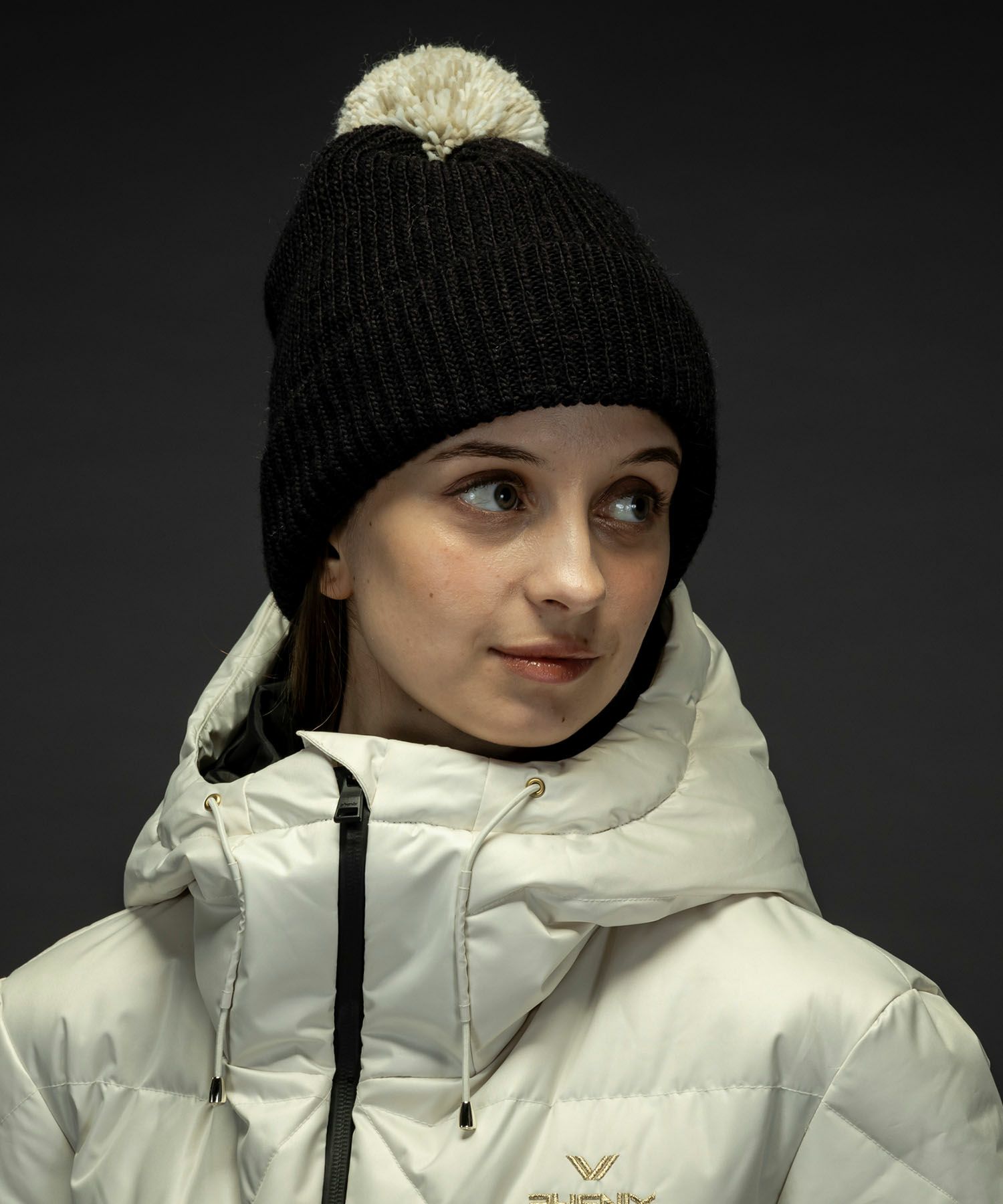 phenix(フェニックス)Mix Pompon Knit Watch ミックスポンポンニット