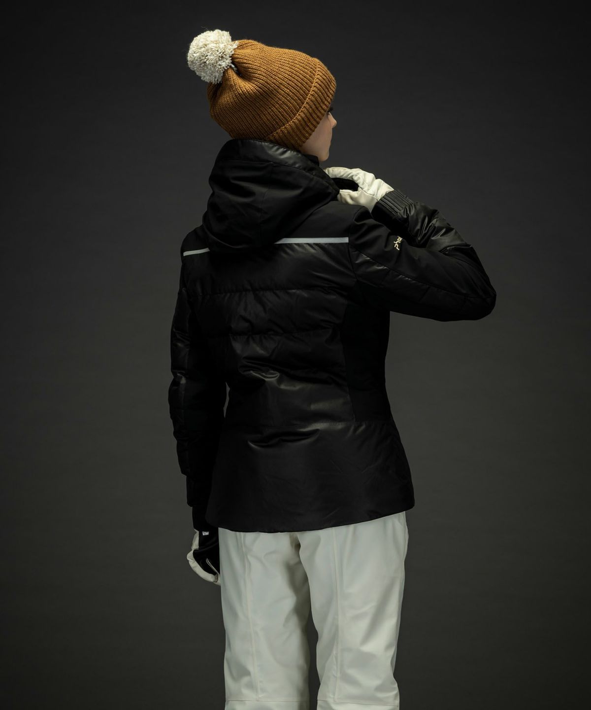 phenix(フェニックス)Elegant Snow Jacket エレガントシャイニング