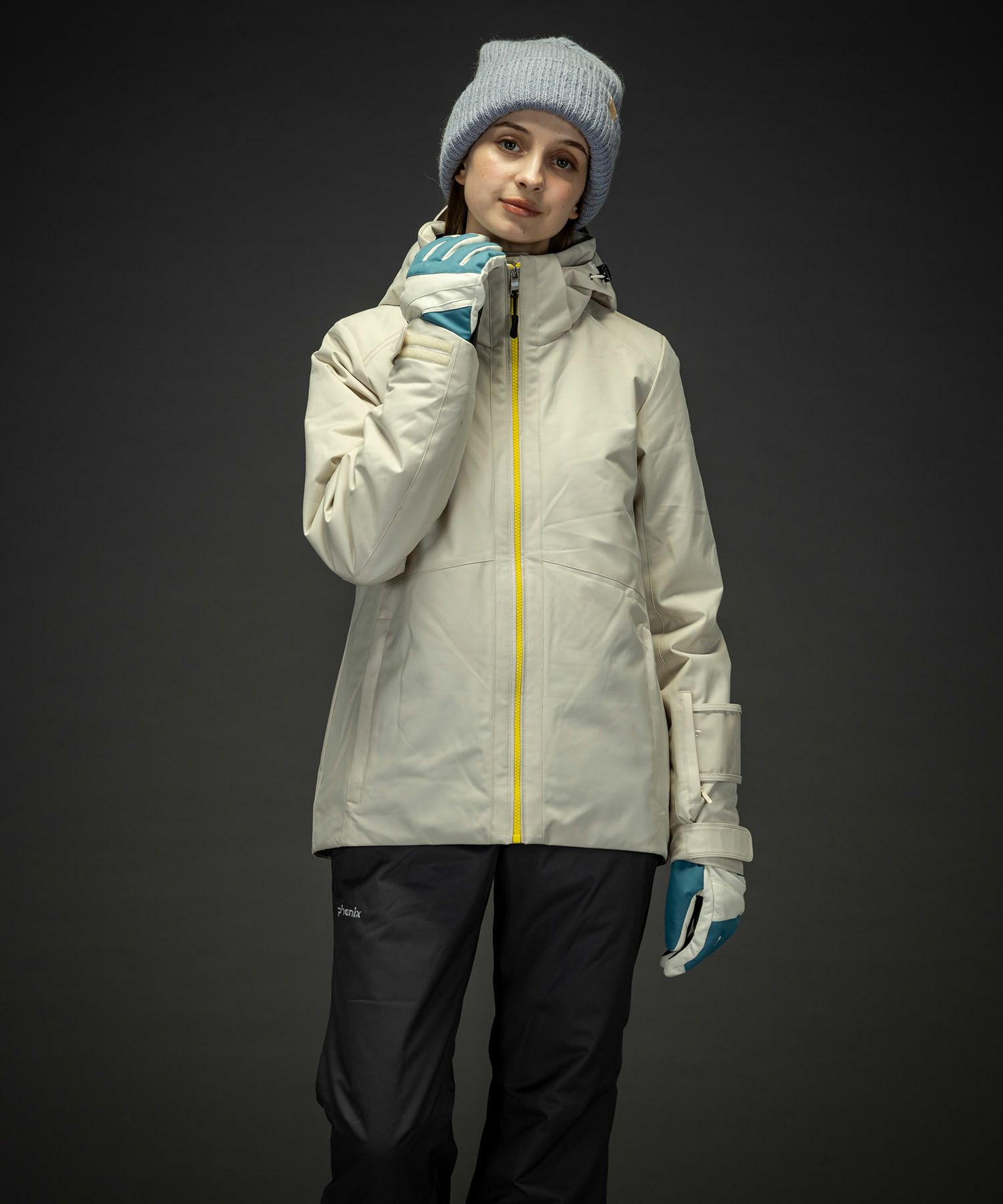 Phenix 花柄レインウェア ホワイト系 Mサイズ（フェニックス スキー 