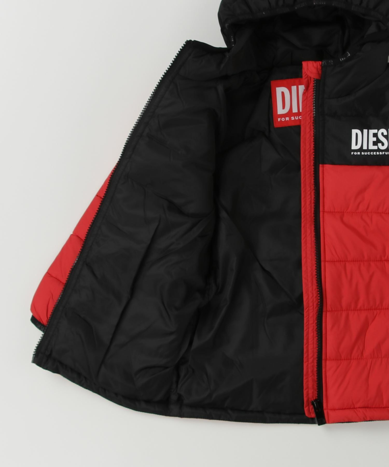DIESEL(ディーゼル)Kids & Junior ブランドロゴダウンジャケットコート 
