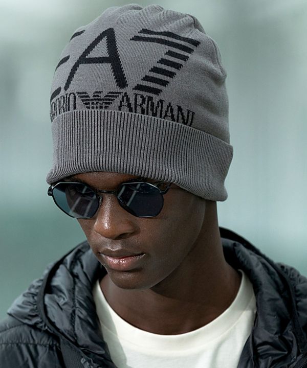 EMPORIO ARMANI EA7(イーエーセブン)ロゴビーニー/ニット帽/ニット