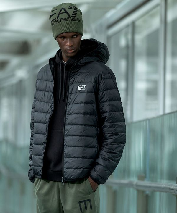 EMPORIO ARMANI EA7(イーエーセブン)ロゴビーニー/ニット帽