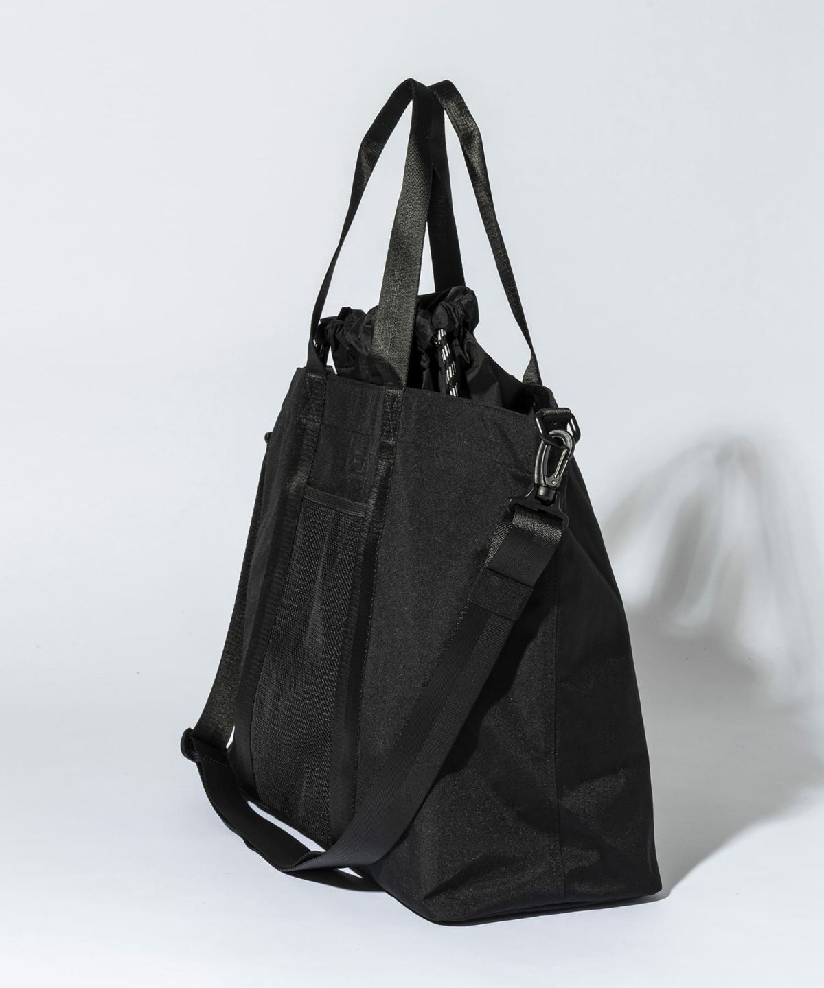 EMPORIO ARMANI EA7(イーエーセブン)トートバッグ/ショルダー