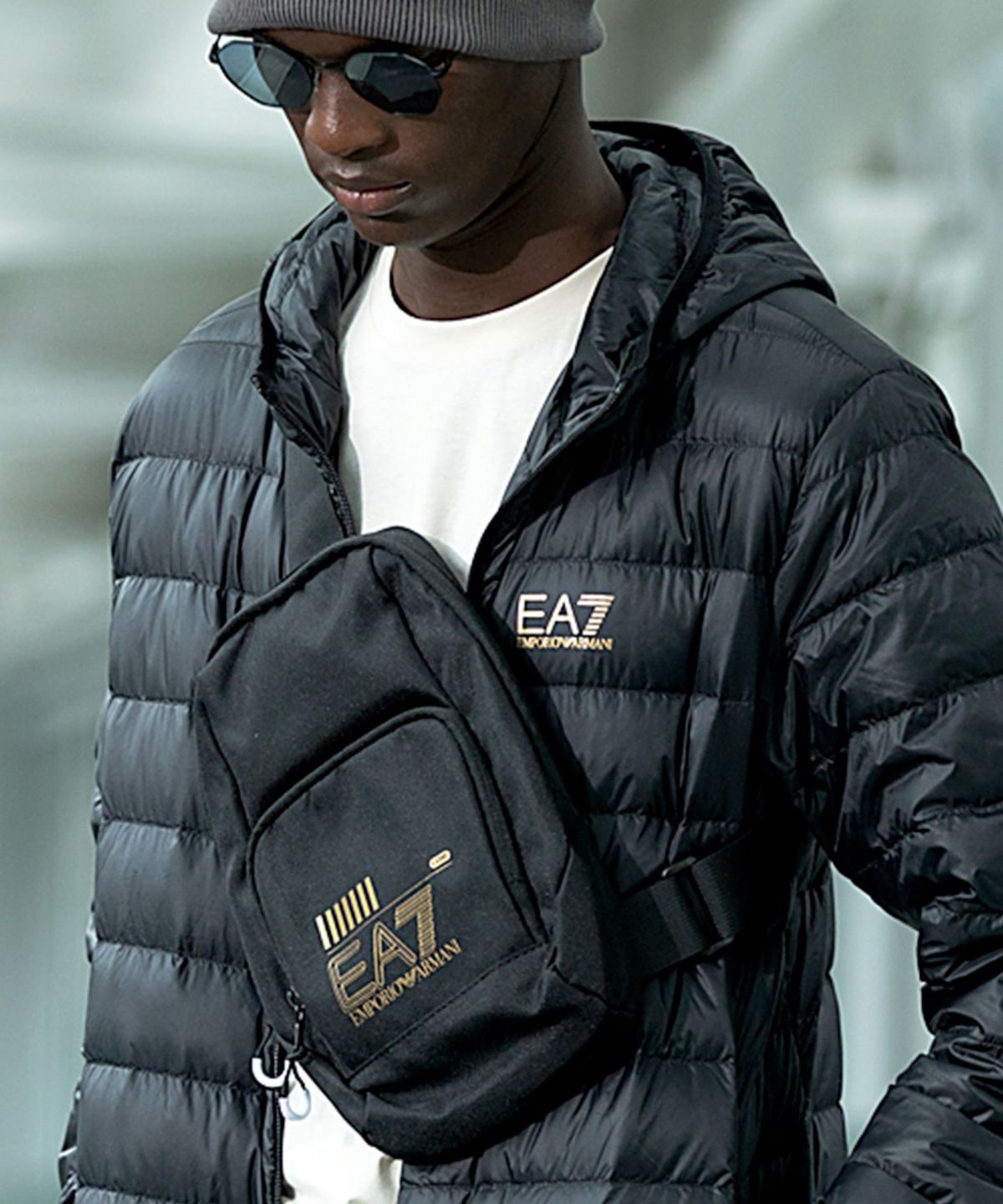 ★ EMPORIO ARMANI ★ EA7 ロゴ ボディバッグ EMPORIO ARMANI EA7(イーエーセブン)ボディバッグ/ショルダー