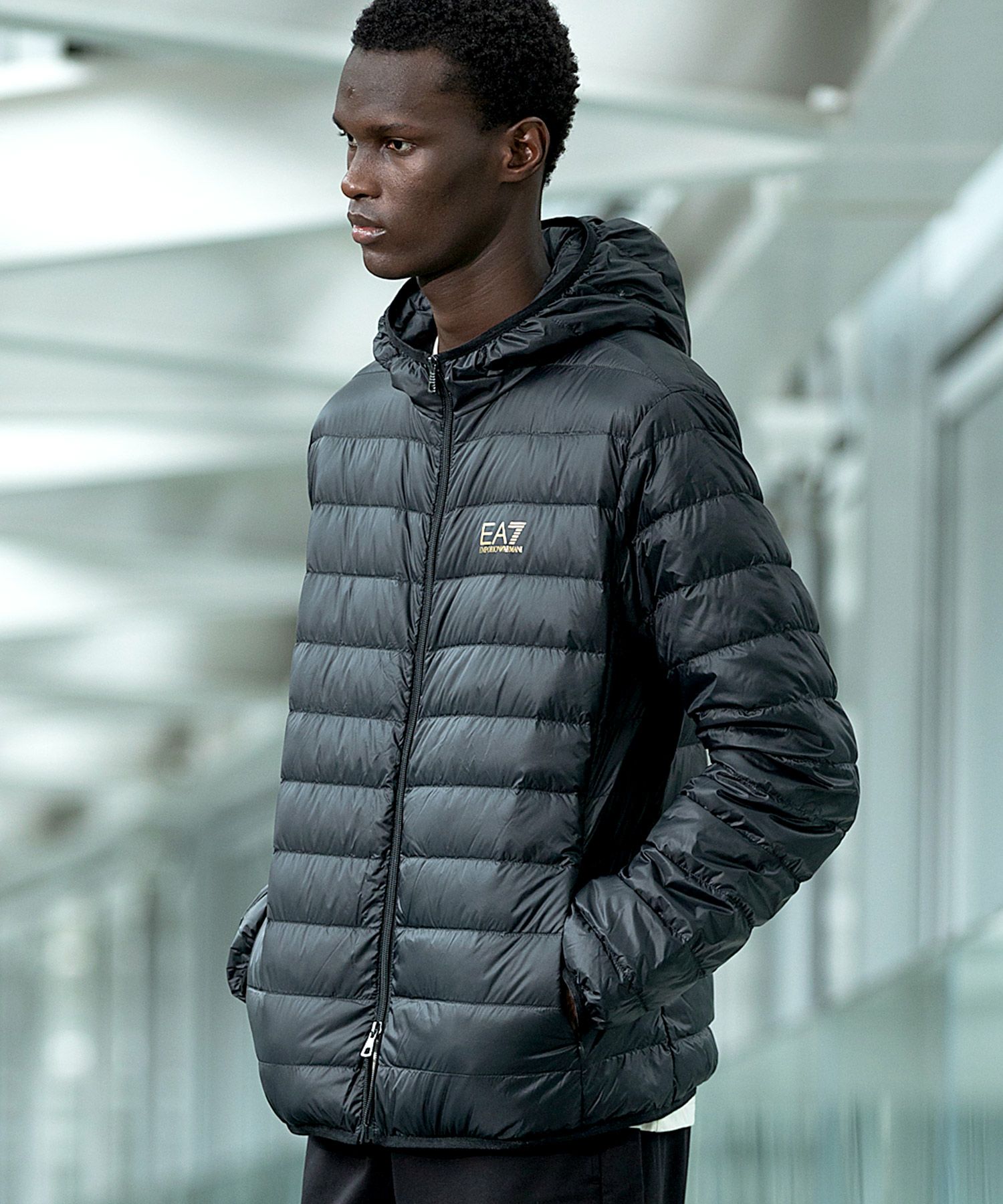 EMPORIO ARMANI EA7(イーエーセブン)ダウンジャケット/パッカブル 