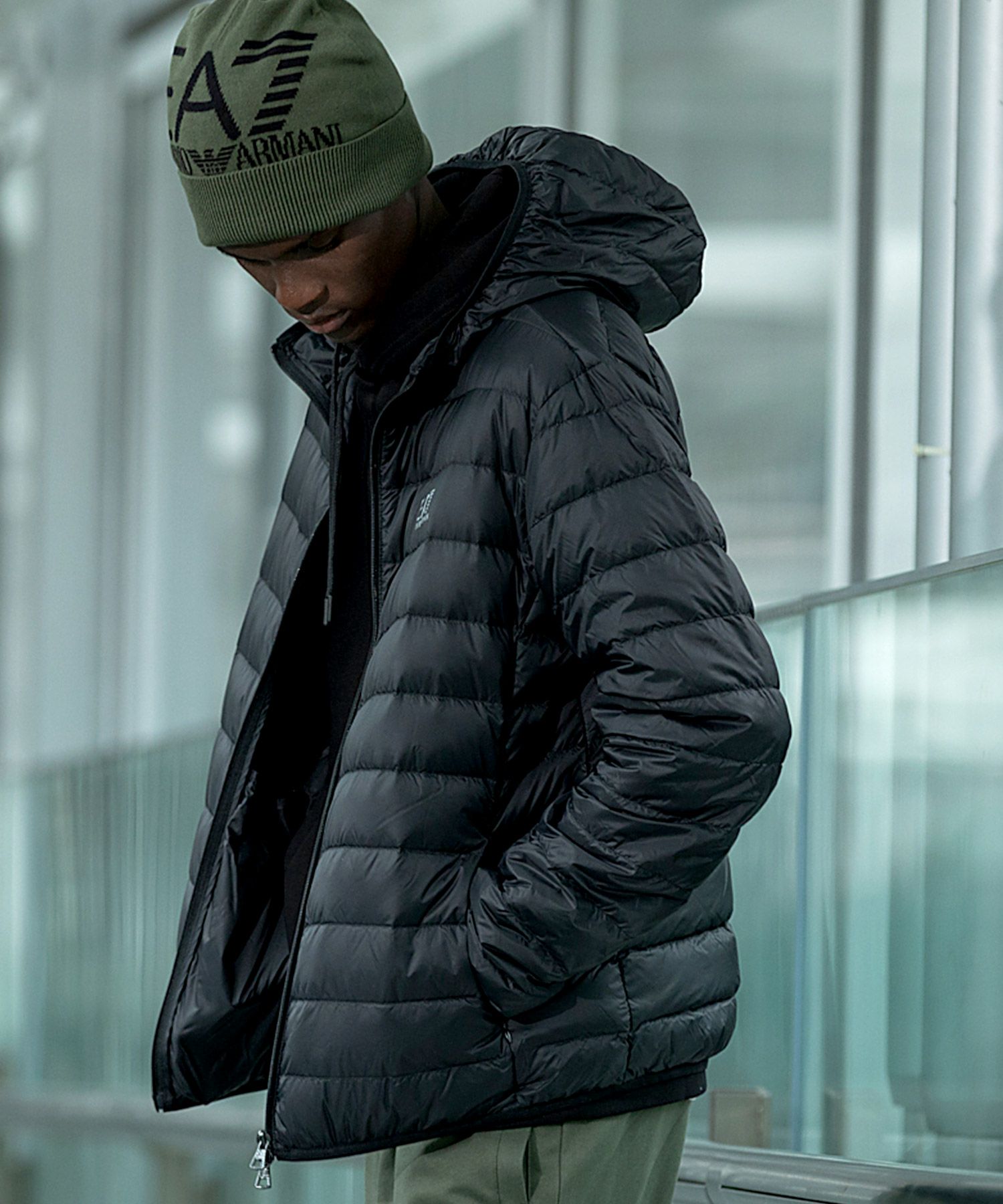 EMPORIO ARMANI EA7(イーエーセブン)ダウンジャケット/パッカブル 