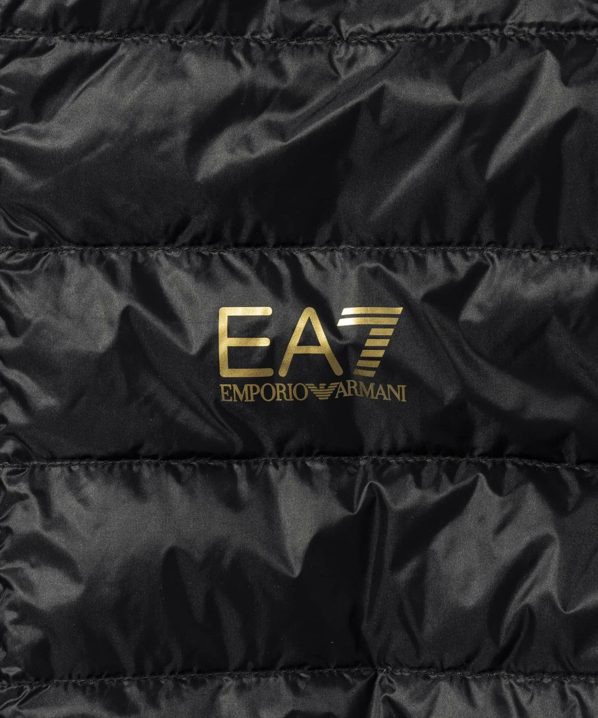 EMPORIO ARMANI EA7(イーエーセブン)ダウンジャケット