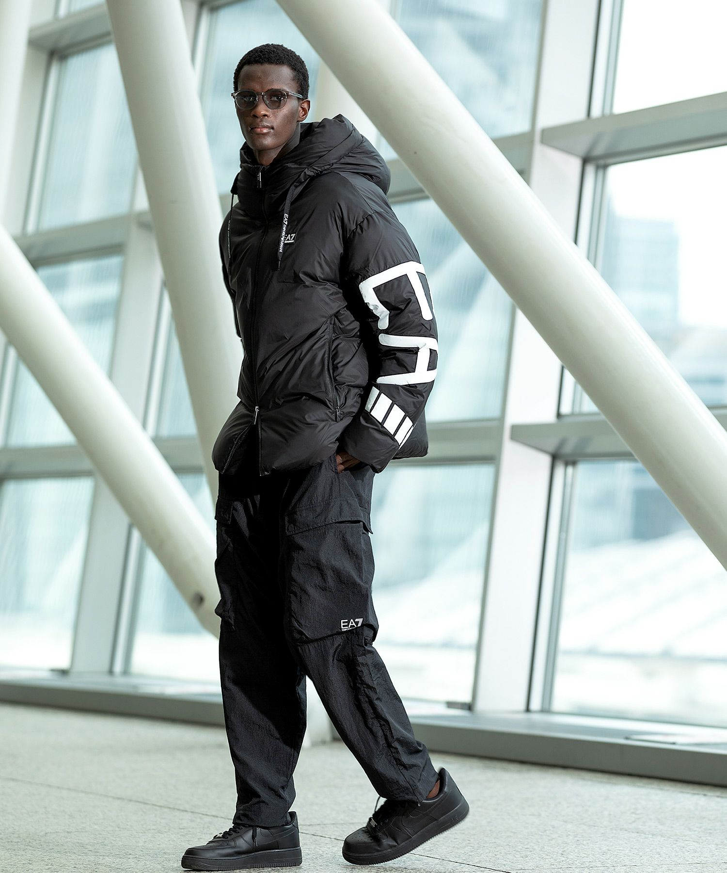 EMPORIO ARMANI EA7(イーエーセブン)カーゴパンツ/ナイロン/ワイド 
