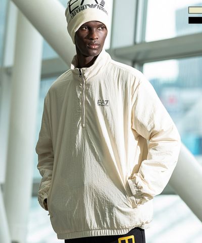 EMPORIO ARMANI EA7(イーエーセブン)プルオーバー/ハーフジップ/ナイロン/ブルゾン/ロゴ/TRAIN CORE ID M T-TOP HZ NYLON