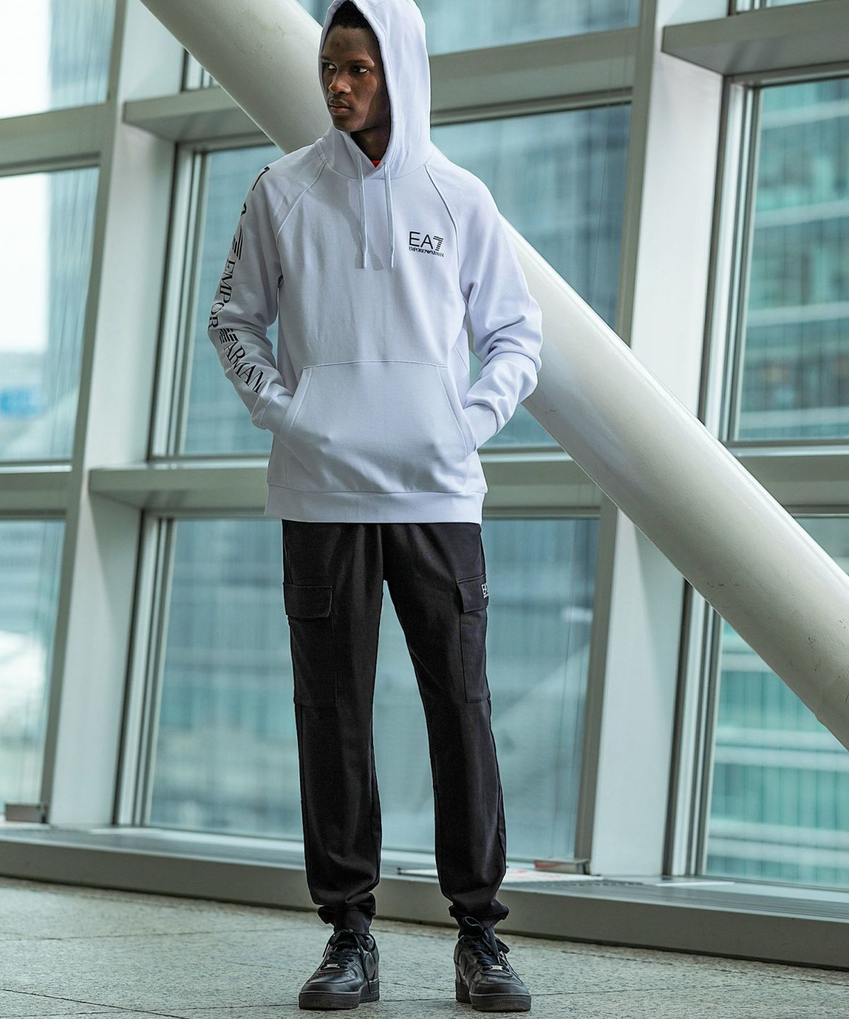 EMPORIO ARMANI EA7(イーエーセブン)スウェットパンツ/カーゴパンツ