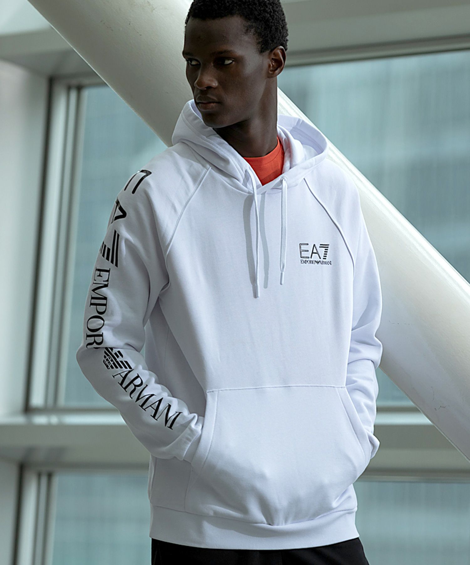 EMPORIO ARMANI EA7(イーエーセブン)スウェットパーカー/フーディー 