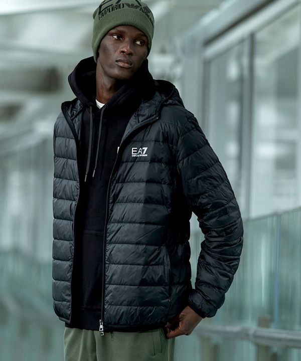 EMPORIO ARMANI EA7(イーエーセブン)スウェットパーカー