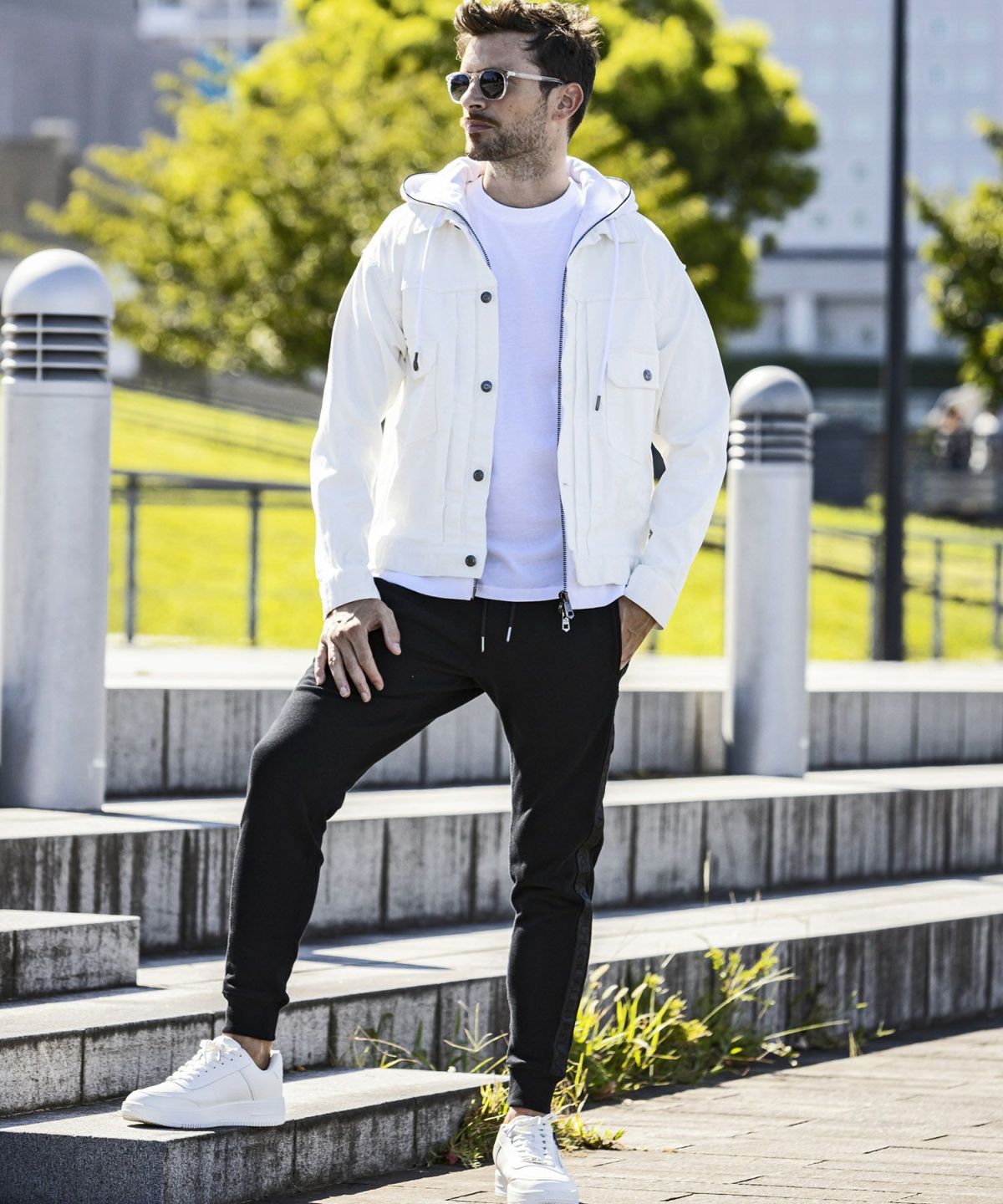 1PIU1UGUALE3 RELAX(ウノピゥウノウグァーレトレ リラックス)デニム