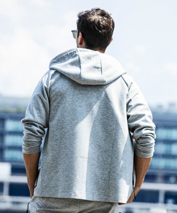 ウノピゥウノウグァーレトレ リラックス（1PIU1UGUALE3 RELAX）/1PIU1UGUALE3 RELAX トレーニングジップフーディー 1PIU1UGUALE3 RELAX(ウノピゥウノウグァーレトレ リラックス