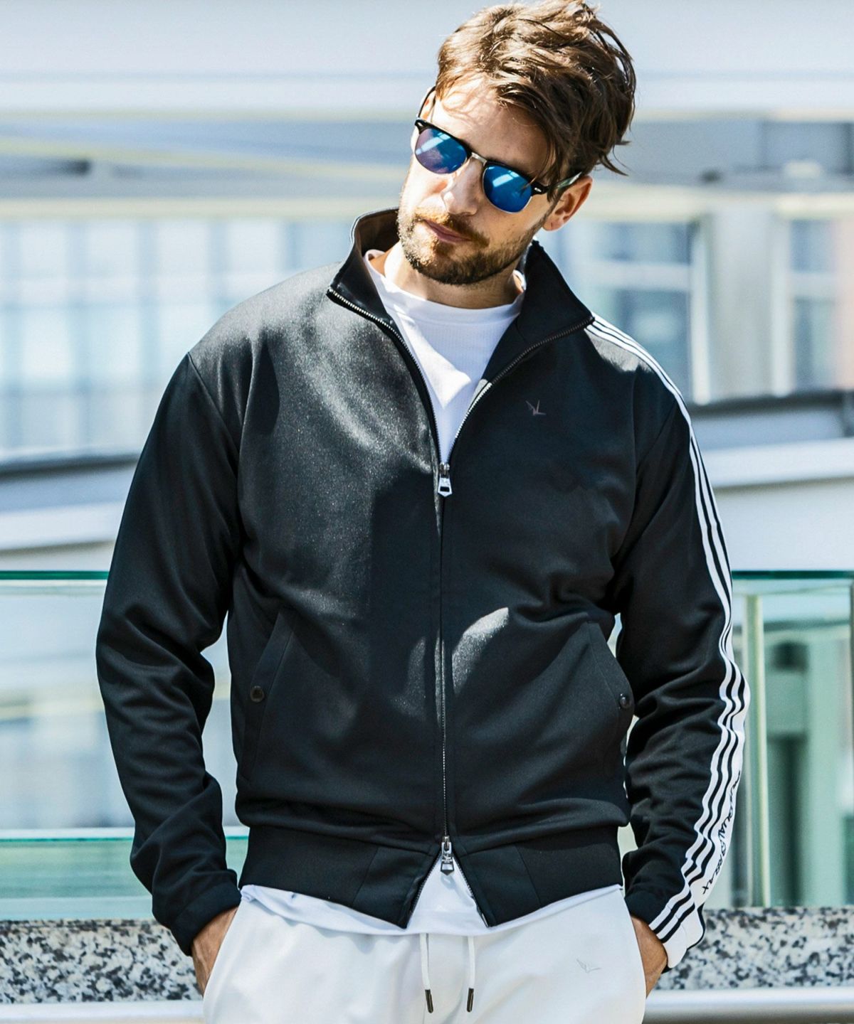 1PIU1UGUALE3 RELAX(ウノピゥウノウグァーレトレ リラックス