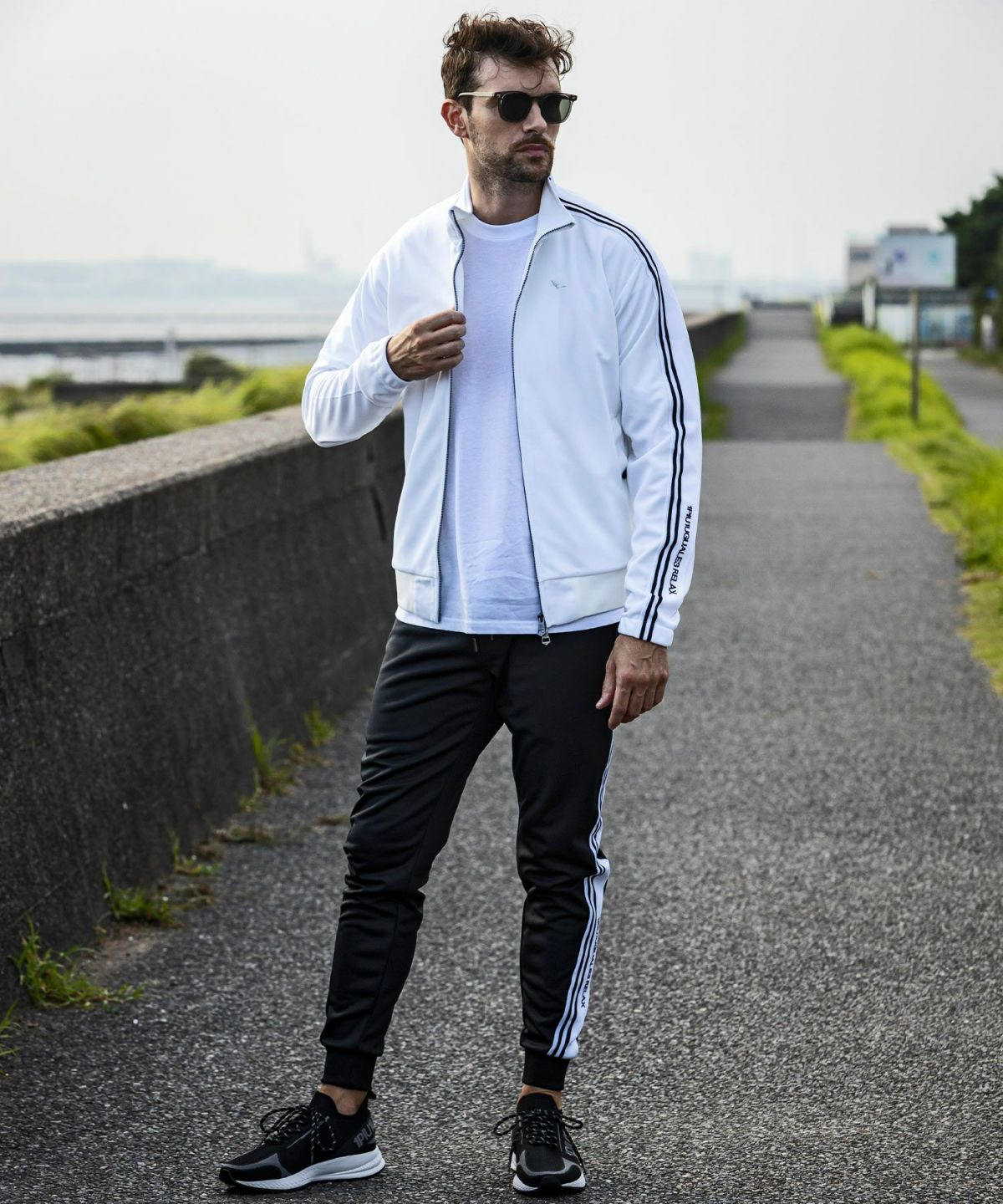 1PIU1UGUALE3 RELAX(ウノピゥウノウグァーレトレ リラックス