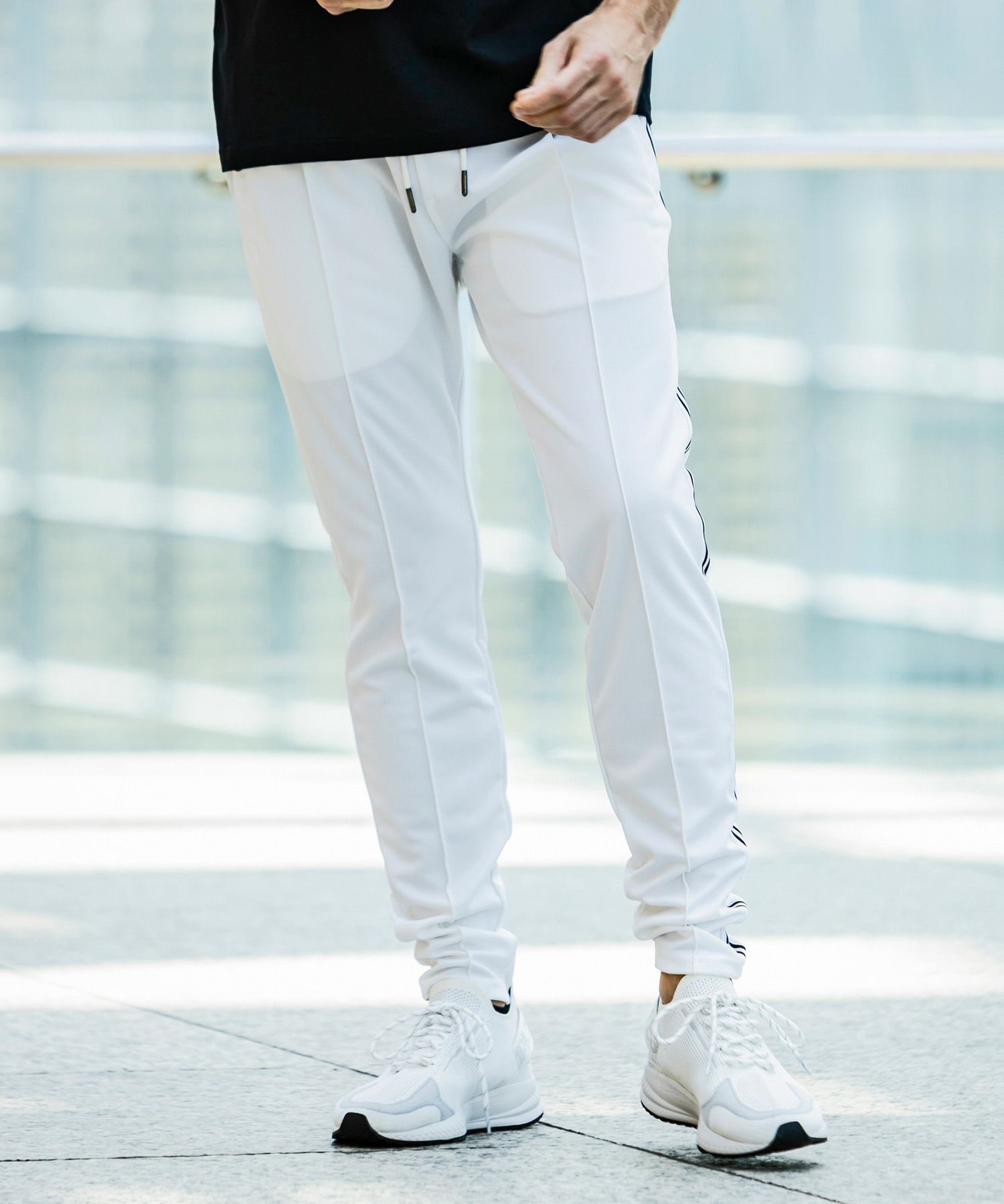 1PIU1UGUALE3 RELAX(ウノピゥウノウグァーレトレ リラックス