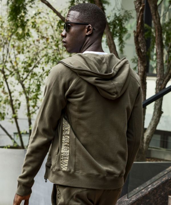 1PIU1UGUALE3 RELAX(ウノピゥウノウグァーレトレ リラックス)テープ