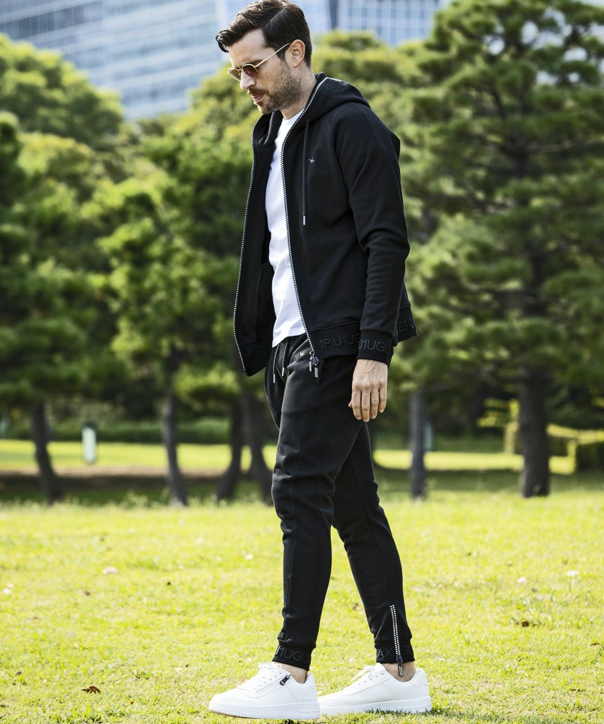 1PIU1UGUALE3 RELAX(ウノピゥウノウグァーレトレ リラックス)リブ刺繍