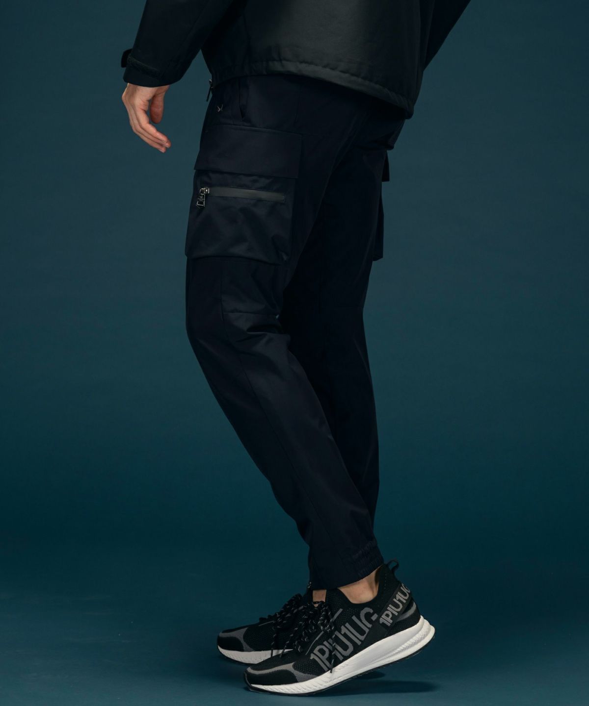 1PIU1UGUALE3 RELAX × +phenix(ウノピゥウノウグァーレトレ リラックス