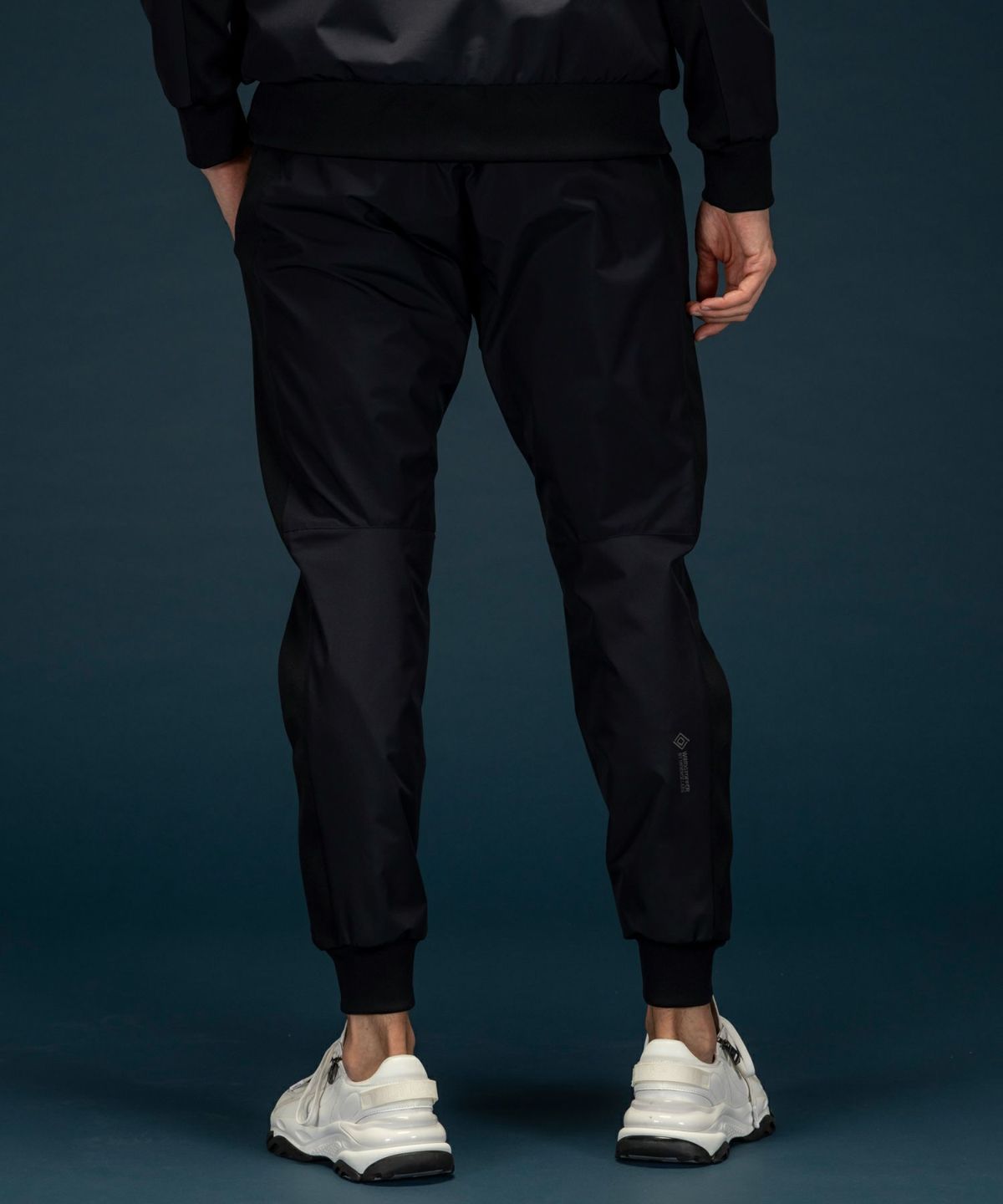 1PIU1UGUALE3 RELAX × +phenix(ウノピゥウノウグァーレトレ リラックス