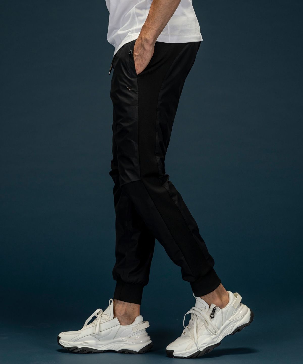 1PIU1UGUALE3 RELAX × +phenix(ウノピゥウノウグァーレトレ リラックス