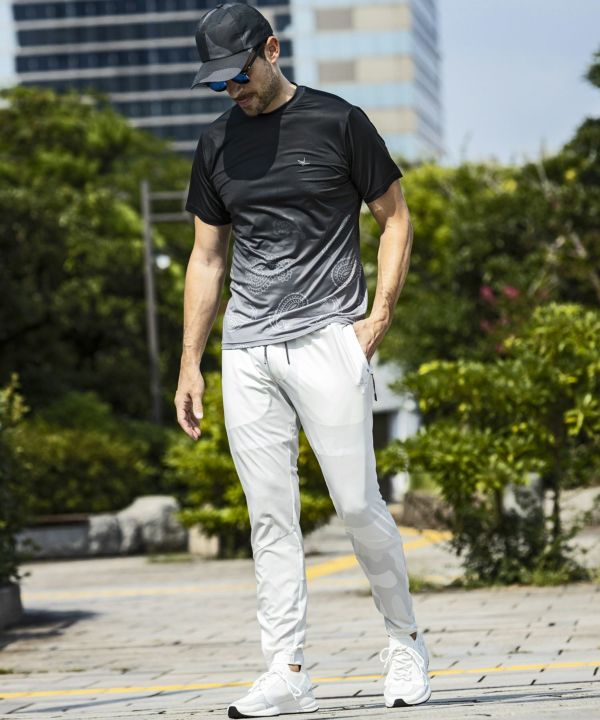 新品1PIU1UGUALE3 GOLF定価10.4万円24AW軽量ダウンパンツⅥ rYKpJ3cskPL2.jpg?width=768