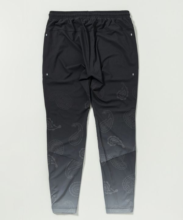 1PIU1UGUALE3 RELAX(ウノピゥウノウグァーレトレ リラックス