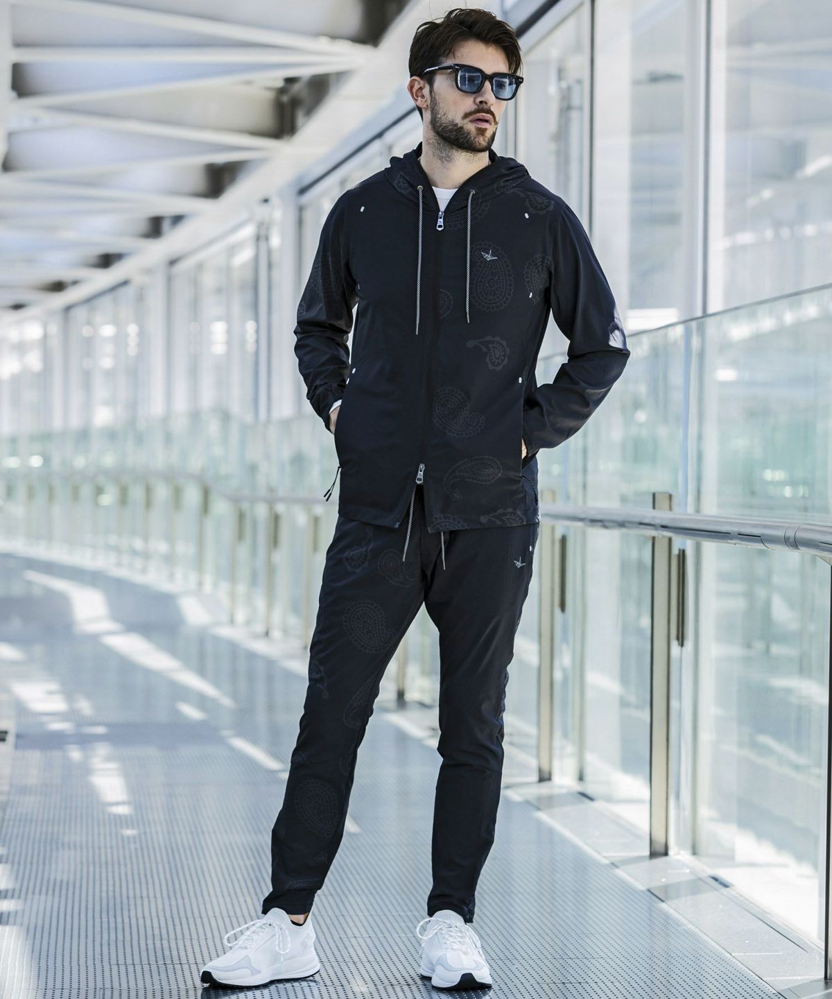 1PIU1UGUALE3 クレイジー　ベージュ・ブラウン長袖　XL 現行モデル 1PIU1UGUALE3 - ウノピゥウノウグァーレトレ | 正規通販《gossip》