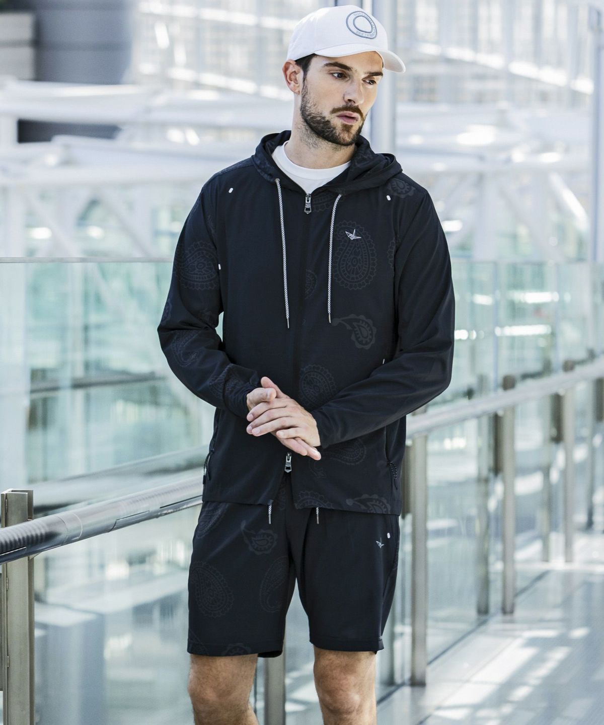 1PIU1UGUALE3 クレイジー　ベージュ・ブラウン長袖　XL 現行モデル 1PIU1UGUALE3 RELAX(ウノピゥウノウグァーレトレ リラックス)ヘビー