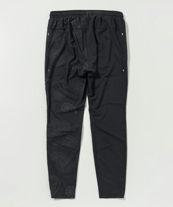 1PIU1UGUALE3 RELAX(ウノピゥウノウグァーレトレ リラックス