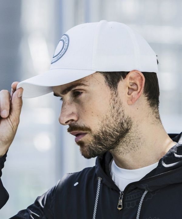 1PIU1UGUALE3 RELAX(ウノピゥウノウグァーレトレ リラックス)サークル