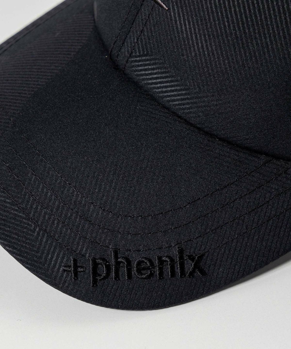 1PIU1UGUALE3 RELAX × +phenix(ウノピゥウノウグァーレトレ リラックス