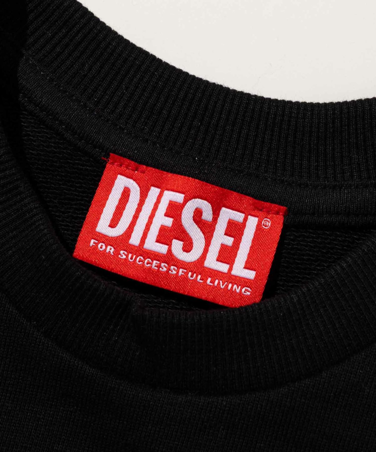【新品未使用】DIESELジュニア クロップドスウェット刺繍ロゴ DIESEL(ディーゼル)Kids & Junior ブランドロゴスウェットプル