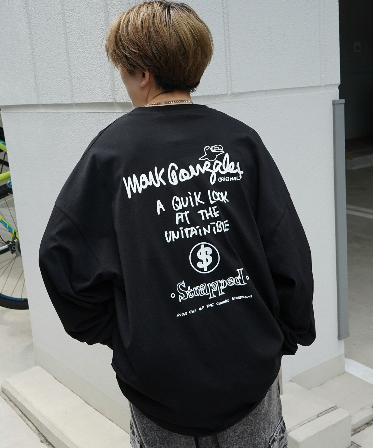 個展作品 mark gonzales マークゴンザレス gonz supreme mark gonzales マークゴンザレス supreme kaws の通販 by Nico
