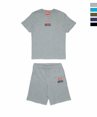 DIESEL(ディーゼル)Kids & Junior ワンポイントブランドロゴ半袖Tシャツショートパンツセットアップ