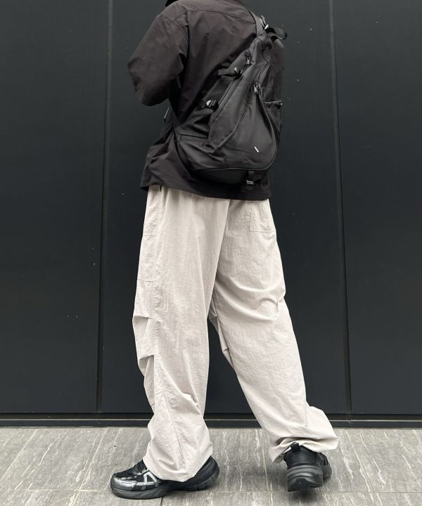 Confirm(コンファーム)ゴープコア ナイロンパンツ / パラシュート