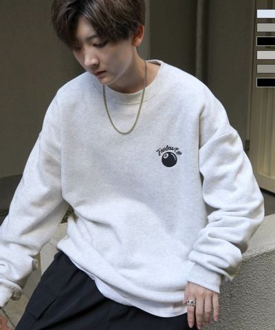 ILL'S（イルズ）8ボール / ダイス ワンポイント刺繍ロゴ ビッグシルエット プルオーバースウェット