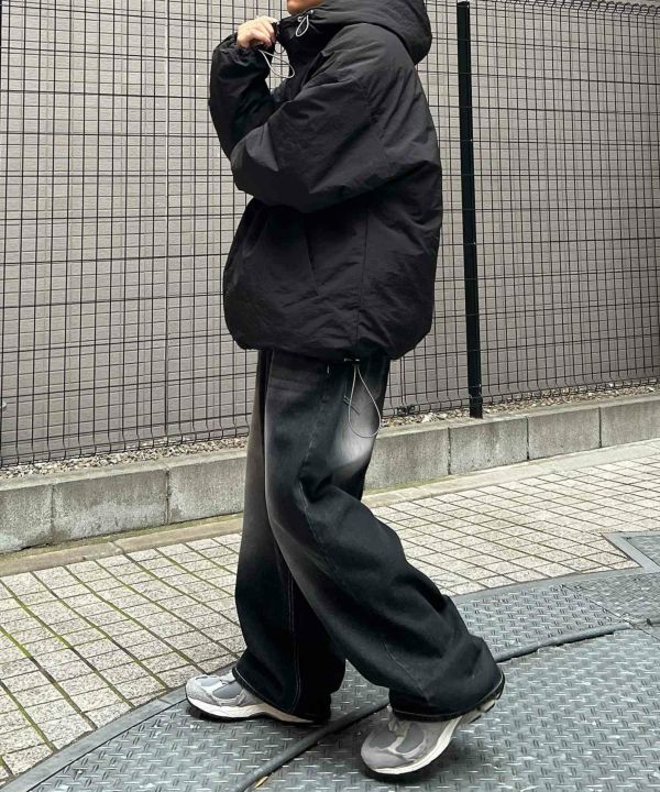 ILL'S（イルズ）ビッグシルエット ラバーワンポイントロゴ ナイロン