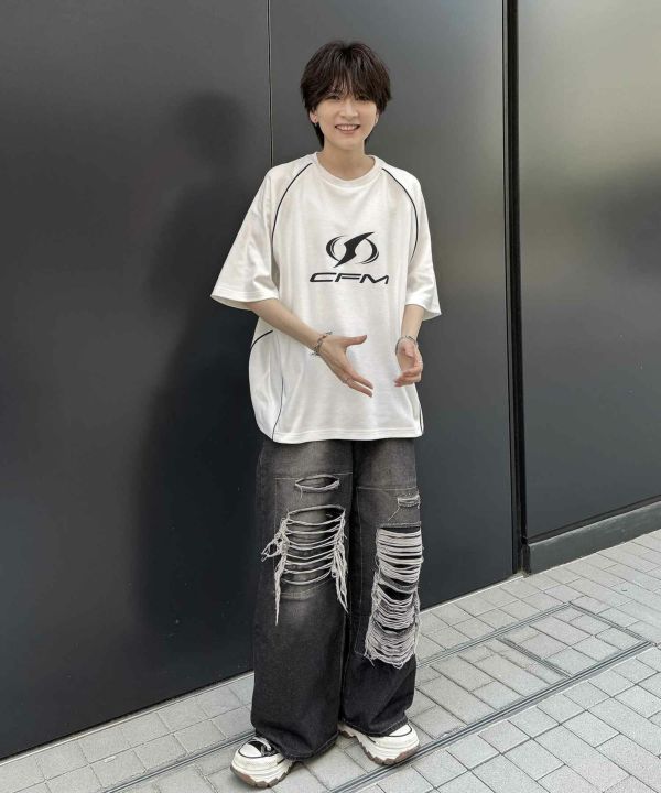 ロンT出品しました SLY | HALF ZIP LOGO OVER トップス (Tシャツ・カットソー(長袖