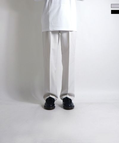 Confirm（コンファーム）極美シルエット 脚長 タック センタープレス ストレートパンツ スラックス
