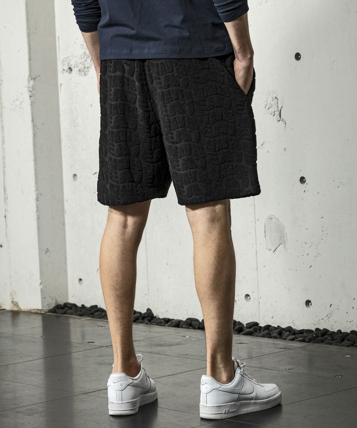 EMPORIO ARMANI EA7(イーエーセブン)ロゴパイルハーフパンツ