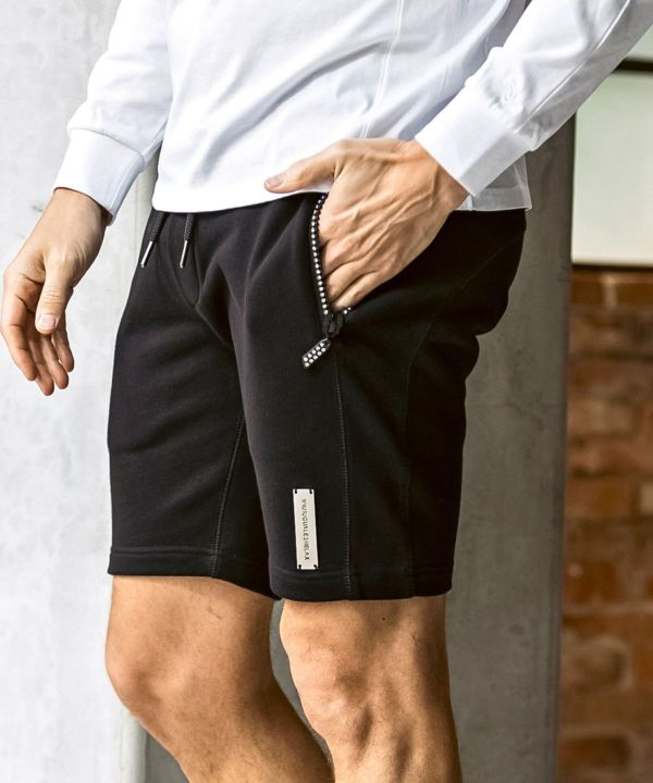 1PIU1UGUALE3 RELAX(ウノピゥウノウグァーレトレ リラックス