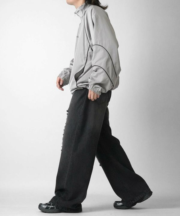 Confirm（コンファーム）Y2K ブロークコア ワンポイントロゴプリント