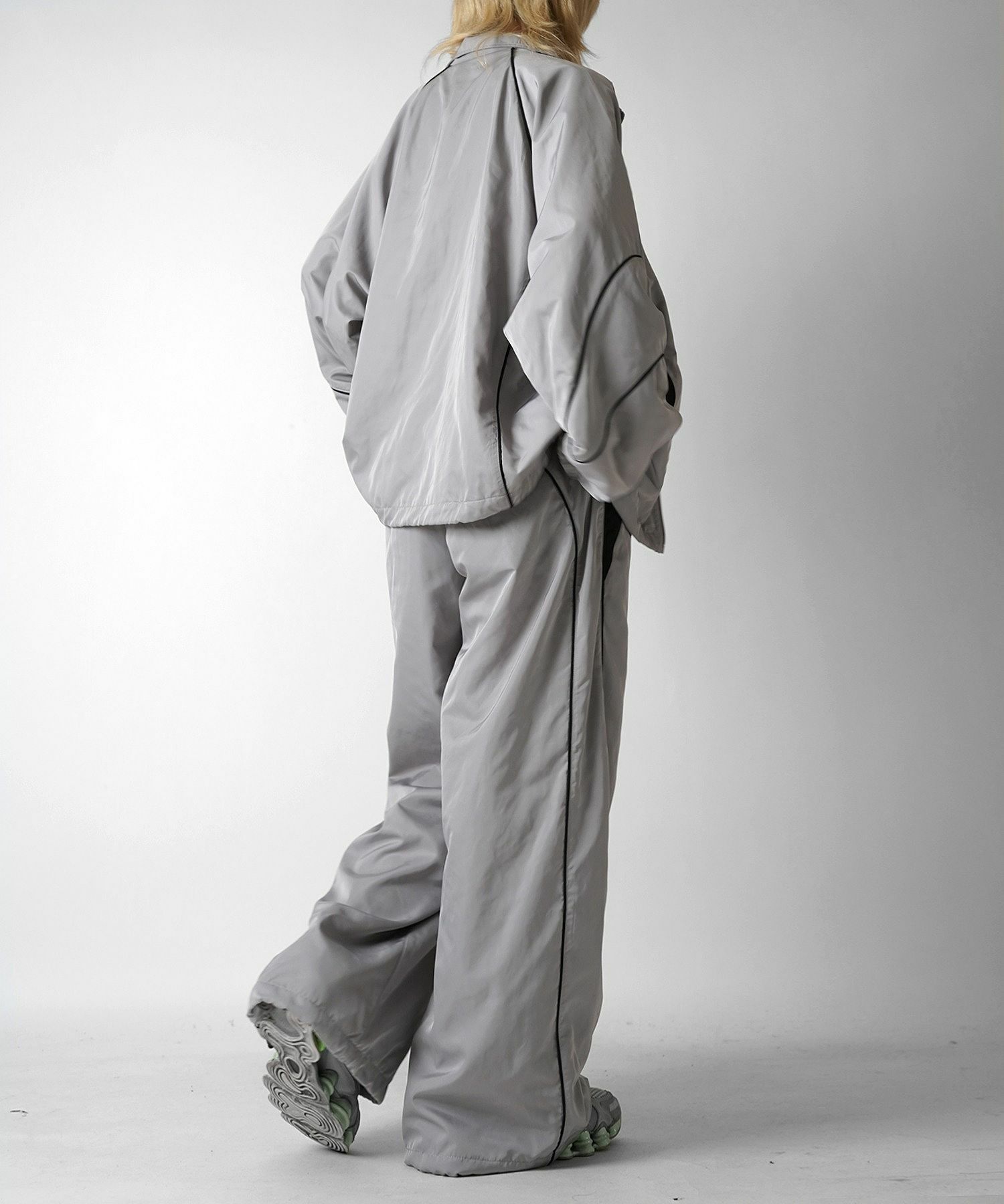 Confirm（コンファーム）Y2K 切替パイピングサイドライン 裾ドロー