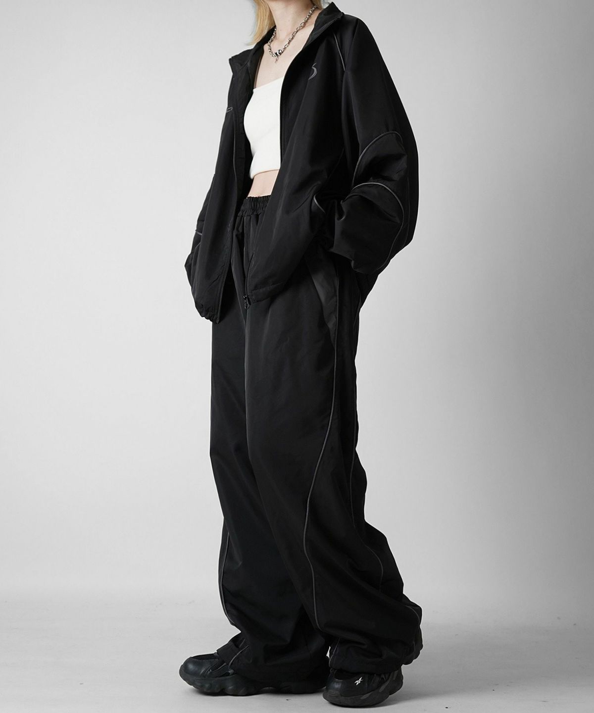 Confirm（コンファーム）Y2K 切替パイピングサイドライン 裾ドロー